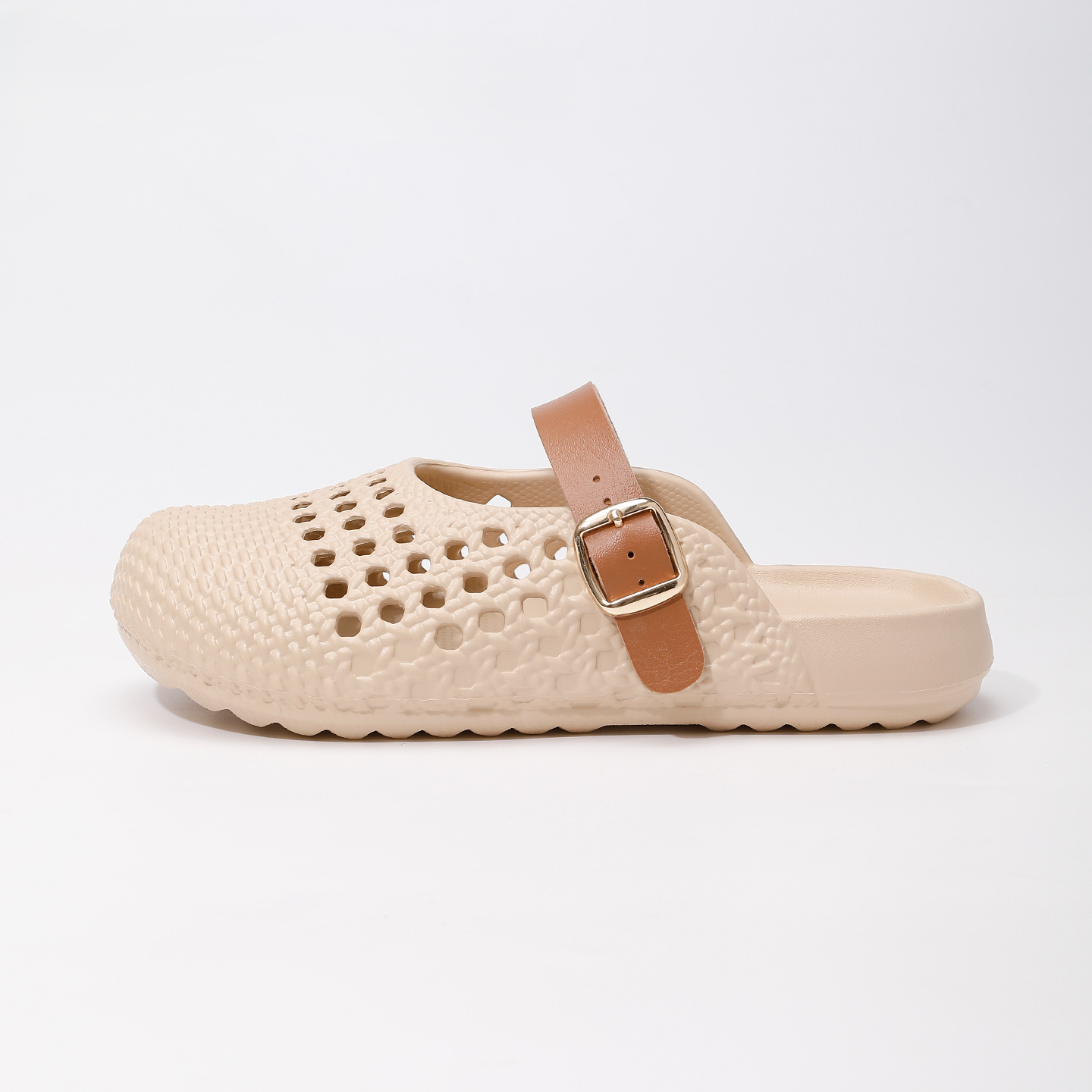 Breathable and non slip women's beach shoes
