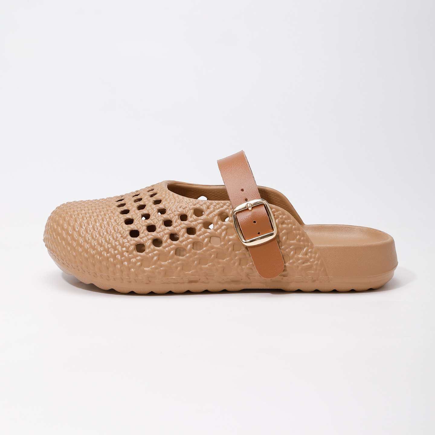 Breathable and non slip women's beach shoes