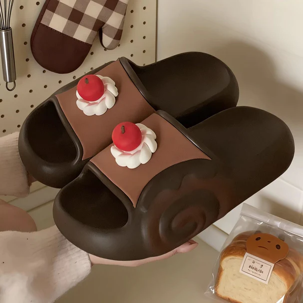 Sweet Swiss Roll Cake Slides