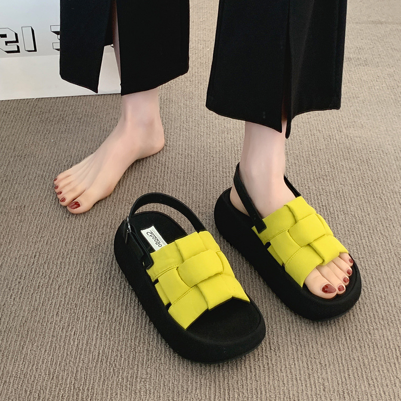 Super soft sole fashionable beach women's sandals