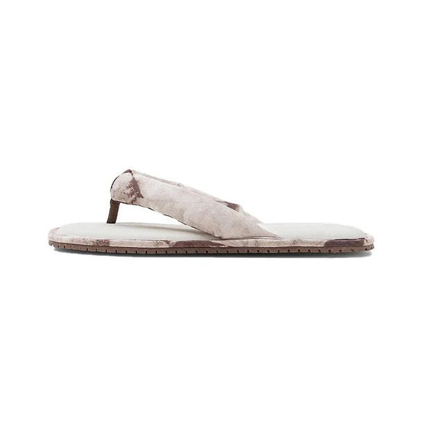 Puffy Geometric Strap Beach Flip Flops