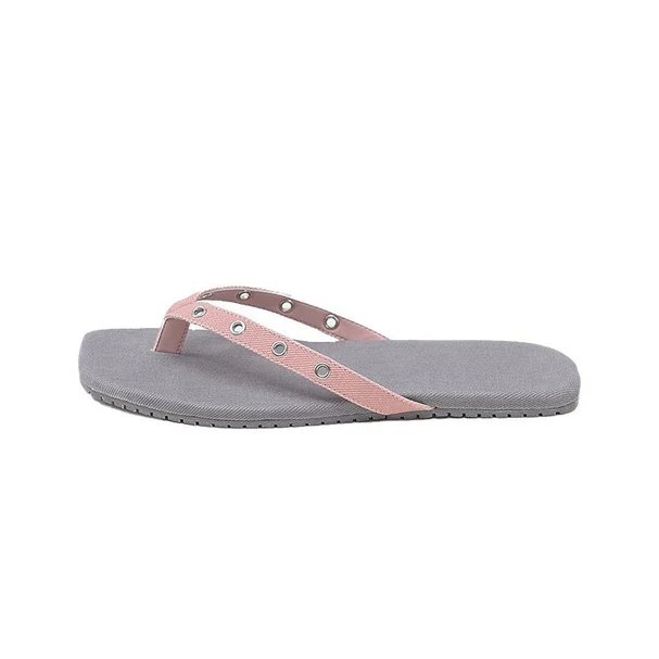 Grommet Canvas Beach Flip Flops