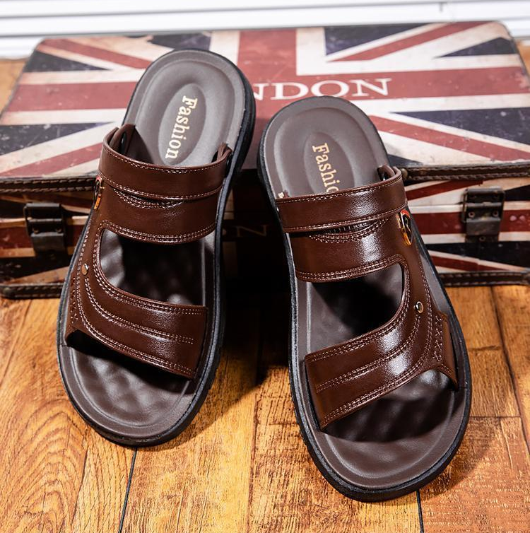Men's beach sandals