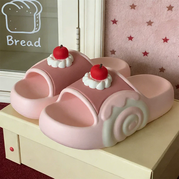 Sweet Swiss Roll Cake Slides