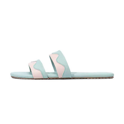Breezy Wavy Edge Summer Slides